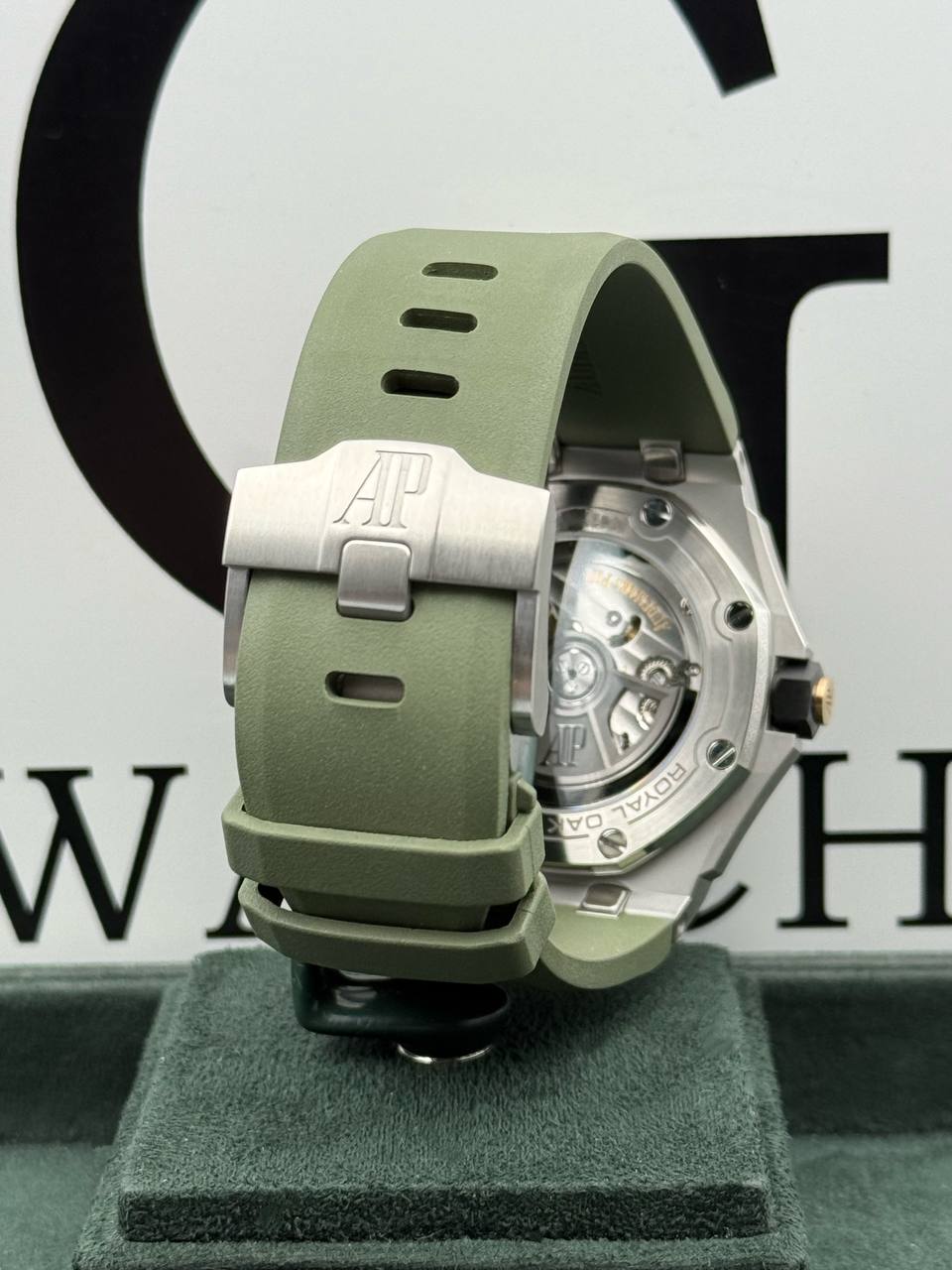 Audemars Piguet Royal Oak Offshore Diver 15720ST.OO.A052CA.01