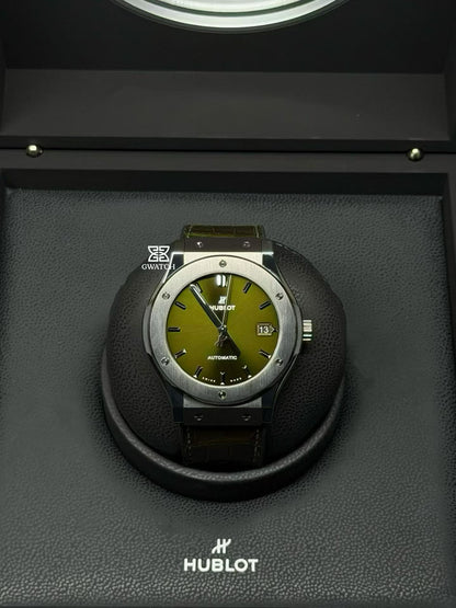 Hublot Classic Fusion 542.NX.8970.LR