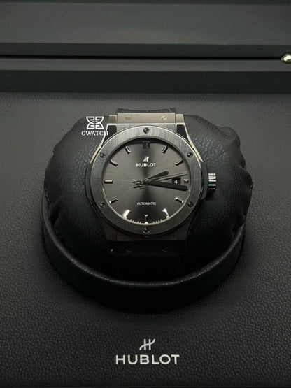 Hublot Classic Fusion 542.NX.7071.LR
