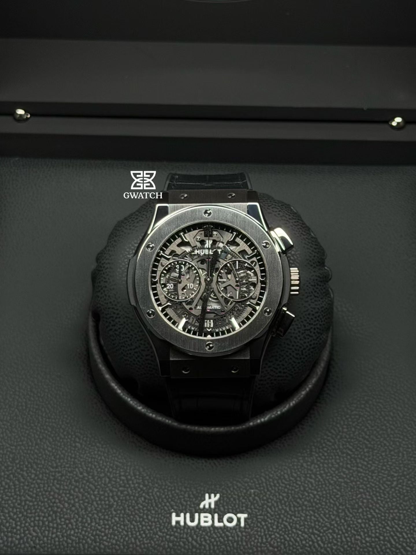 Hublot Classic Fusion Aerofusion 525.NX.0170.LR