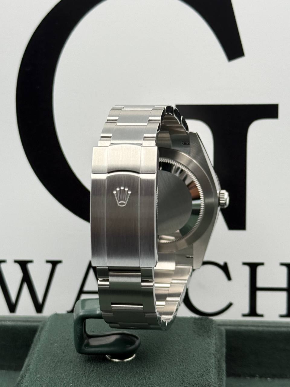 Rolex Oyster Perpetual 124300