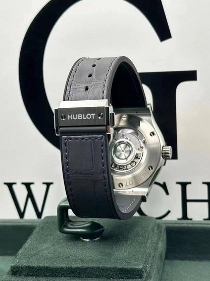 Hublot Classic Fusion 542.NX.7071.LR