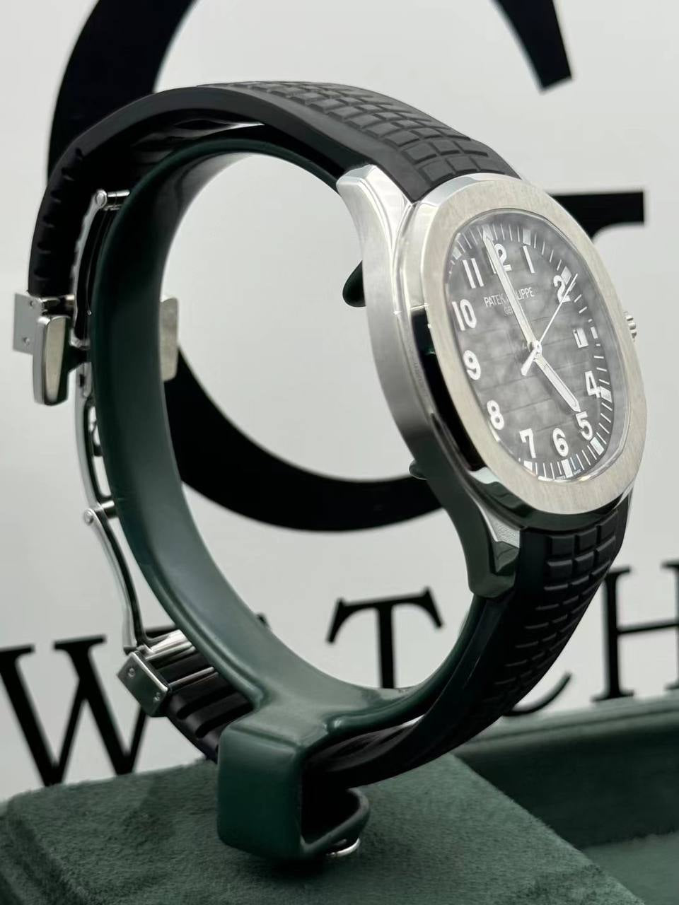 Patek Philippe Aquanaut 5167A-001