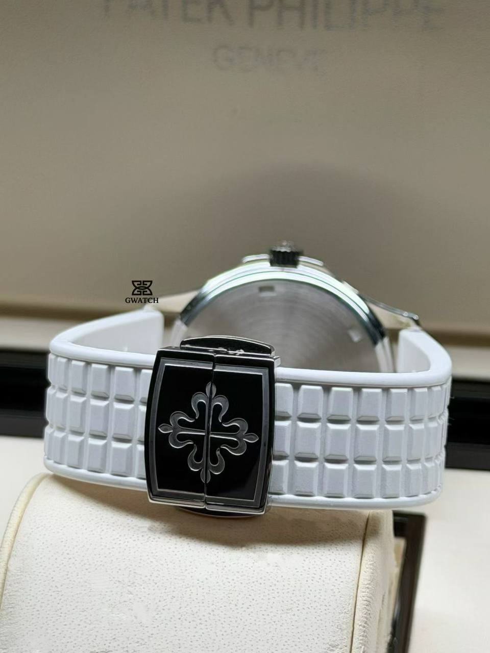 Patek Philippe Aquanaut 5067A-011