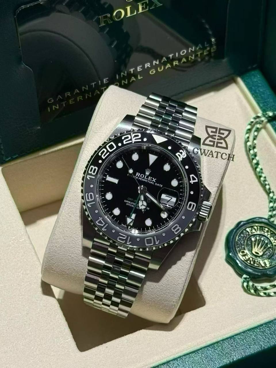 Rolex GMT Master II Bruce Wayne 126710GRNR