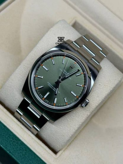 Rolex Oyster Perpetual 114200
