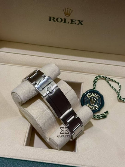 Rolex Explorer II 216570